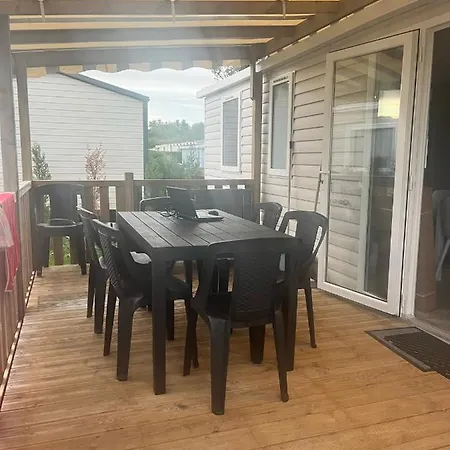 Campsite Mobil 6/8 Personnes Aux Mathes / La Palmyre *